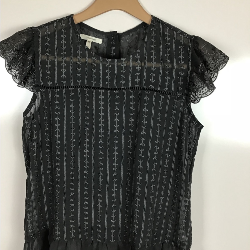 Maurice’s women’s dark gray top size Small